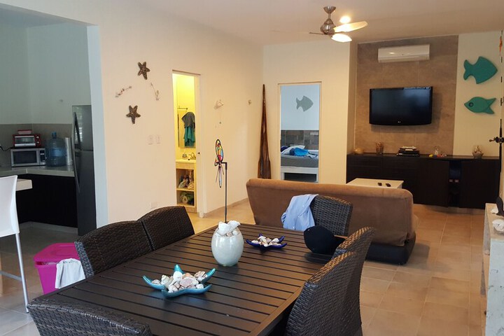 Room 7 of 27