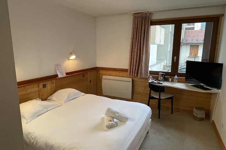 Room 18 of 39