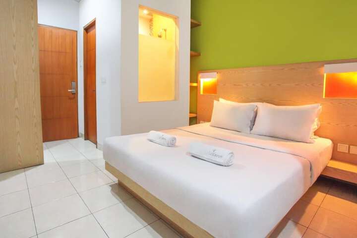 Room 8 of 21