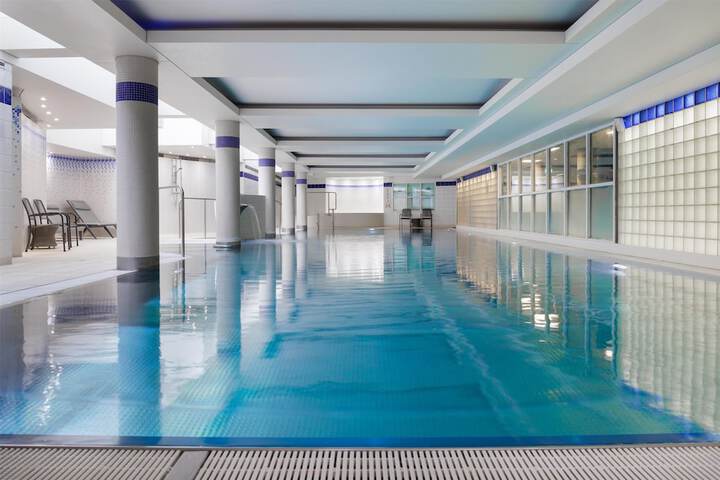 Pool 62 of 192