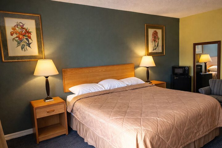 Room 13 of 50