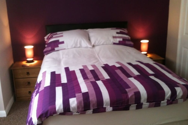 Room 12 of 28