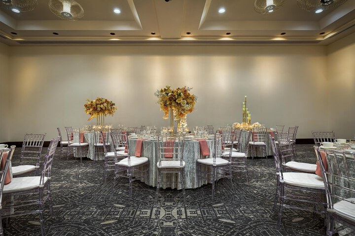 Indoor wedding