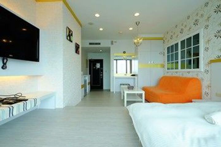 Room 10 of 39