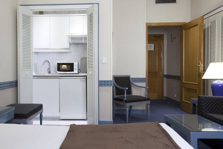 Room 4 of 45