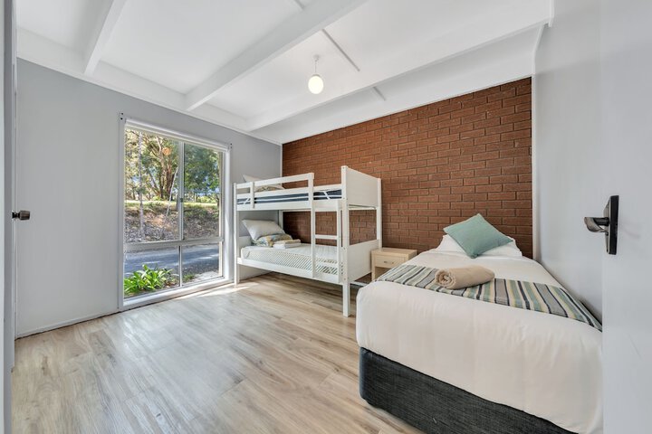 Room 10 of 50