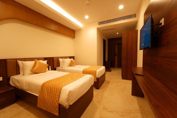 Room 2 of 22