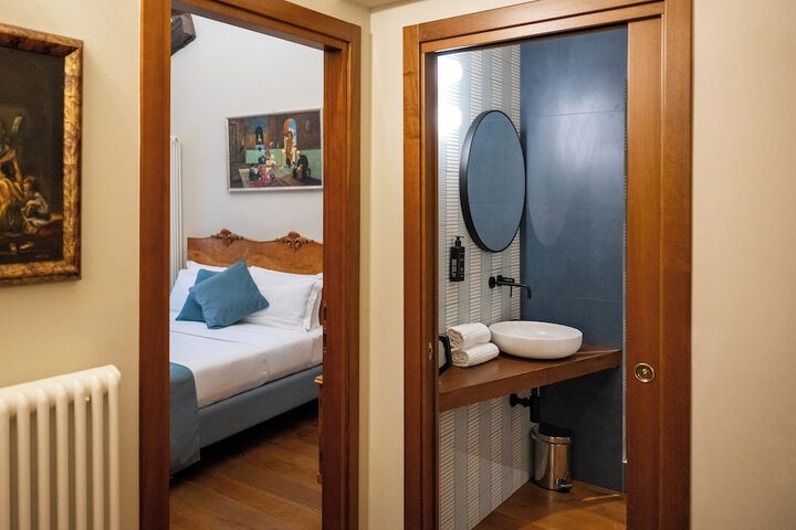 Room 45 of 64