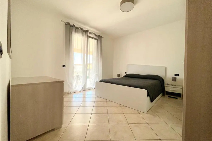 Room 2 of 11