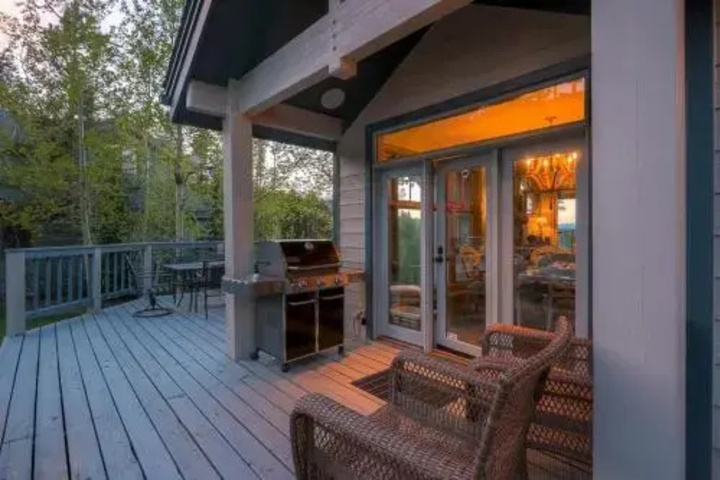 Terrace/Patio 6 of 24