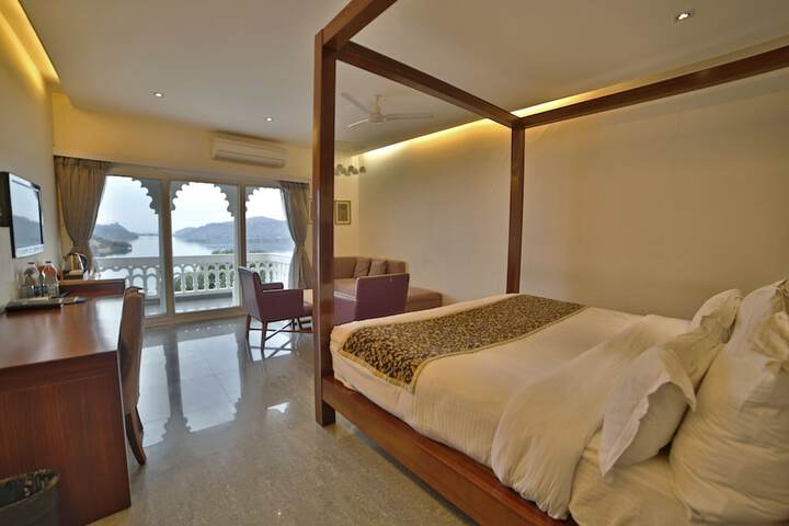 Room 16 of 67