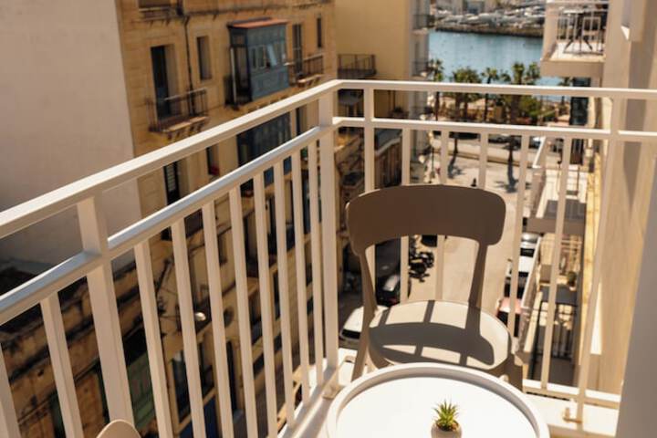 Terrace/Patio 12 of 38