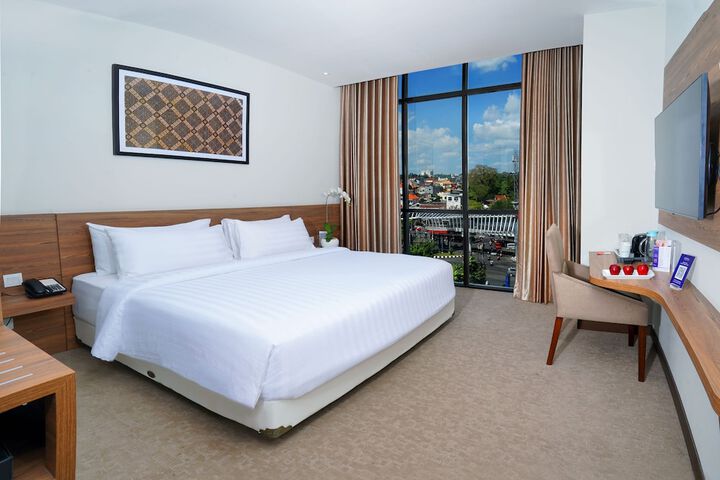 Room 6 of 36