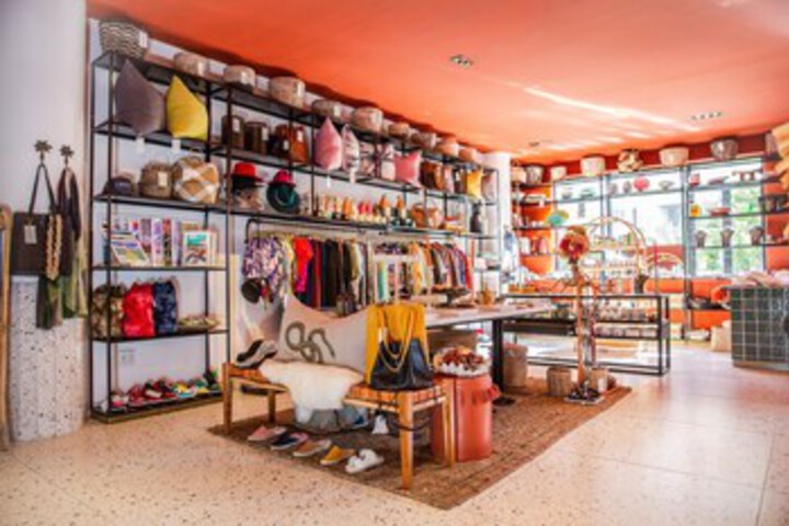 Gift Shop 76 of 108