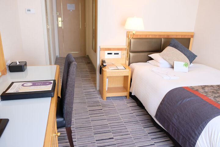 Room 30 of 101
