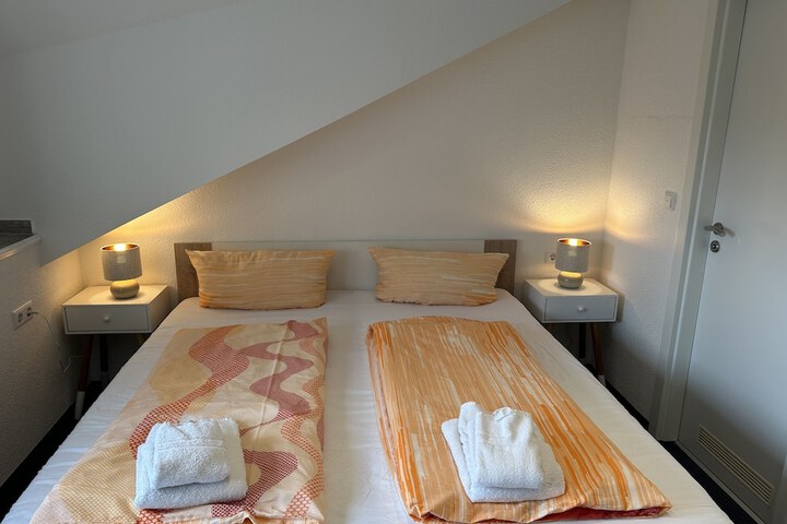 Room 25 of 109