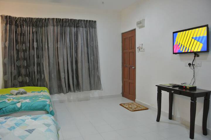 Room 15 of 42