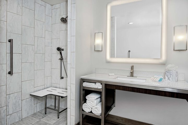 Bathroom shower