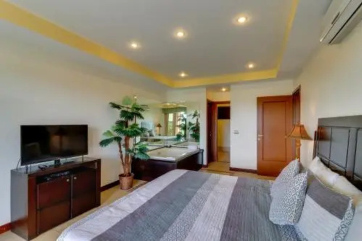 Room 6 of 26