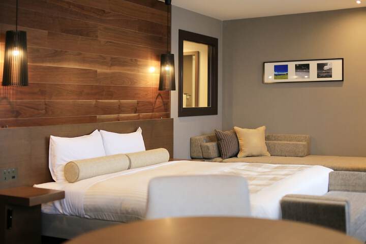 Room 21 of 82