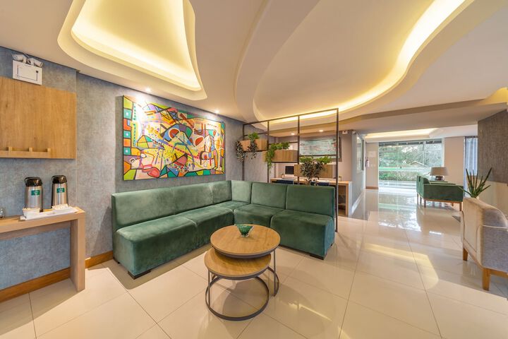 Guest Lobby