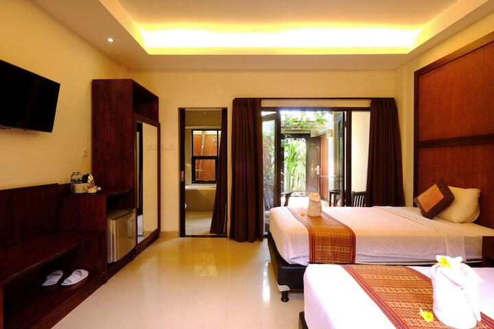 Room 6 of 42