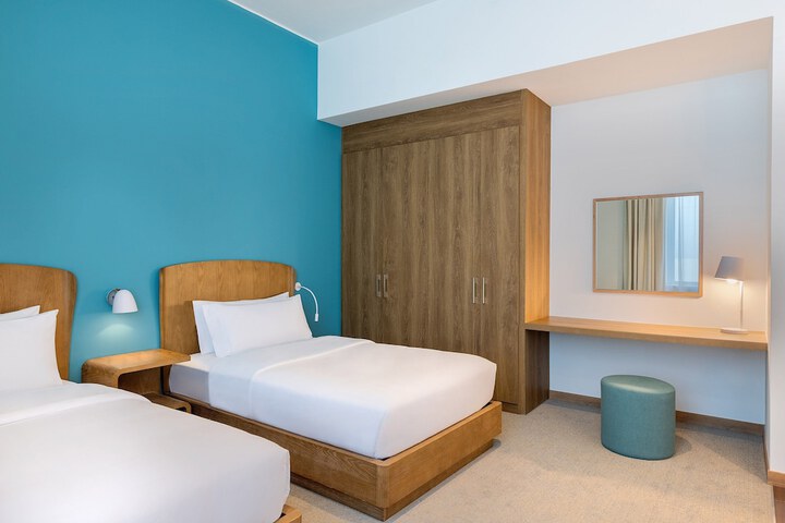 Room 4 of 44