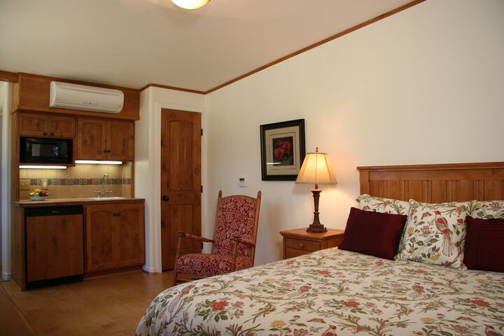 Room 30 of 81
