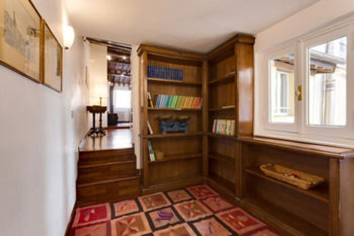 Room 258 of 477