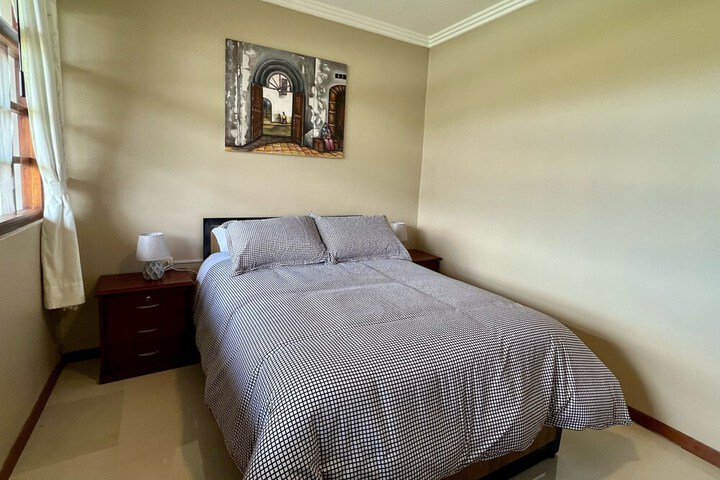 Room 5 of 41