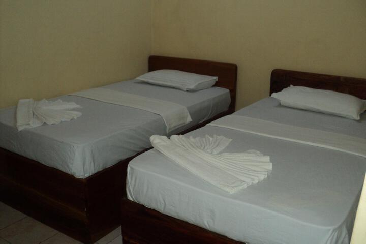 Room 3 of 5
