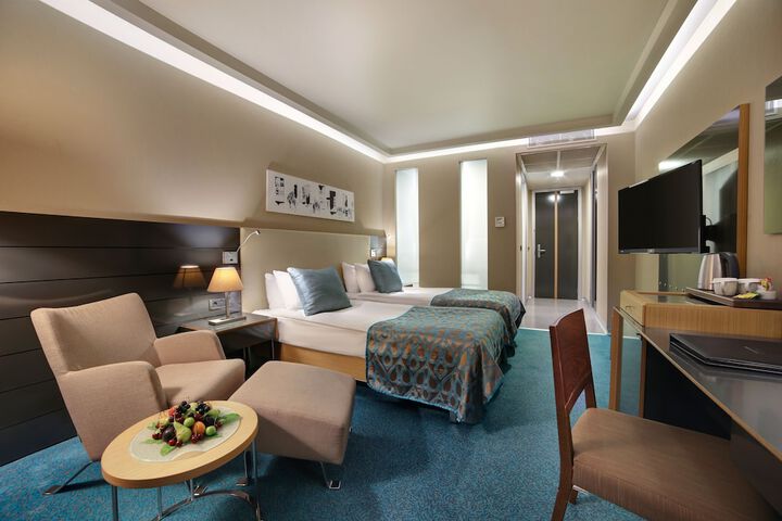 Room 17 of 59
