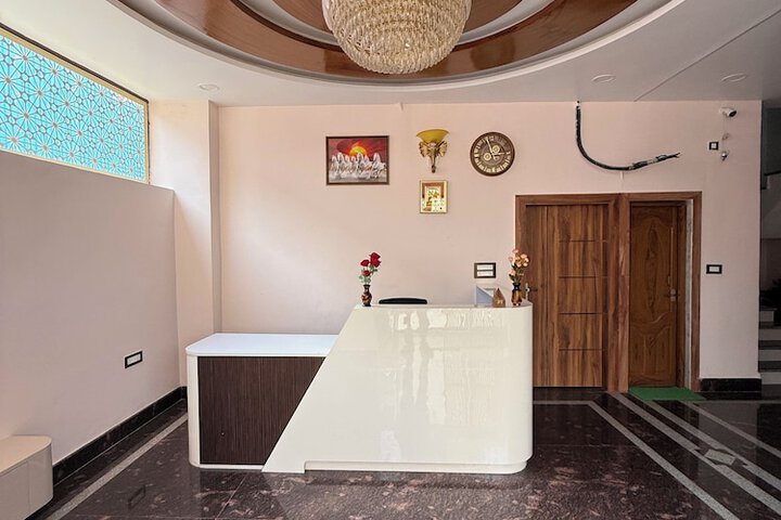 Hotel Interior 3 of 89