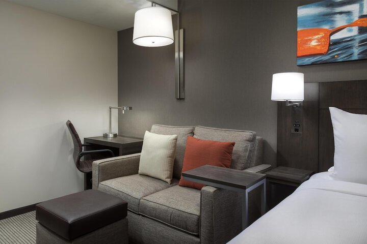 Room 16 of 43