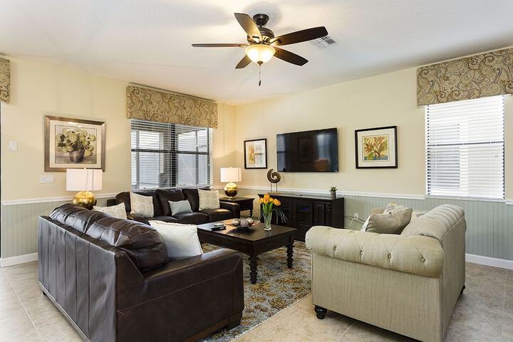 Hotel Interior 2 of 43