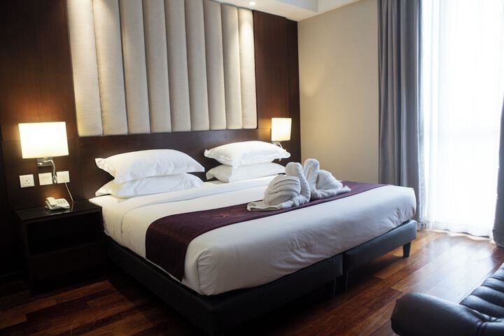 Room 10 of 71