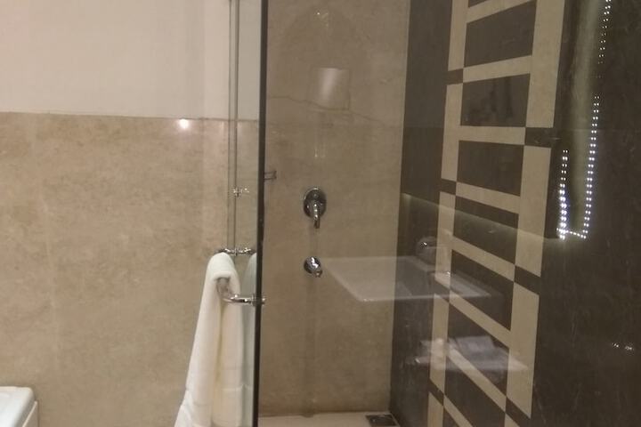 Room 21 of 51