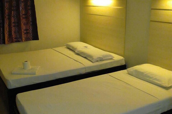 Room 47 of 94