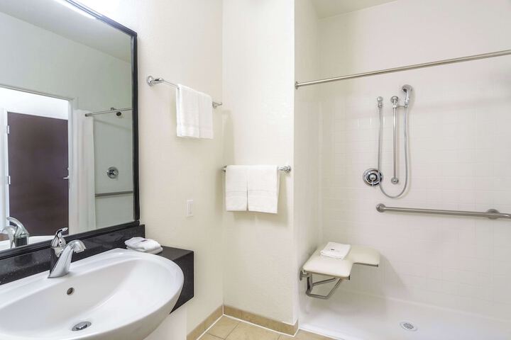 Clean Restrooms