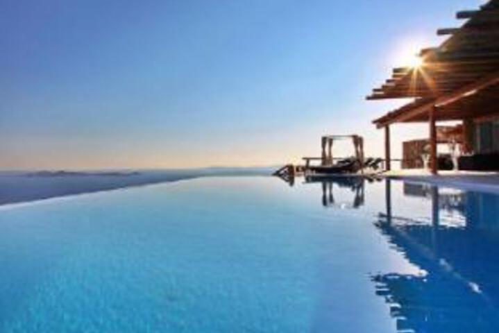 Exterior of Zinas Mykonos Villas