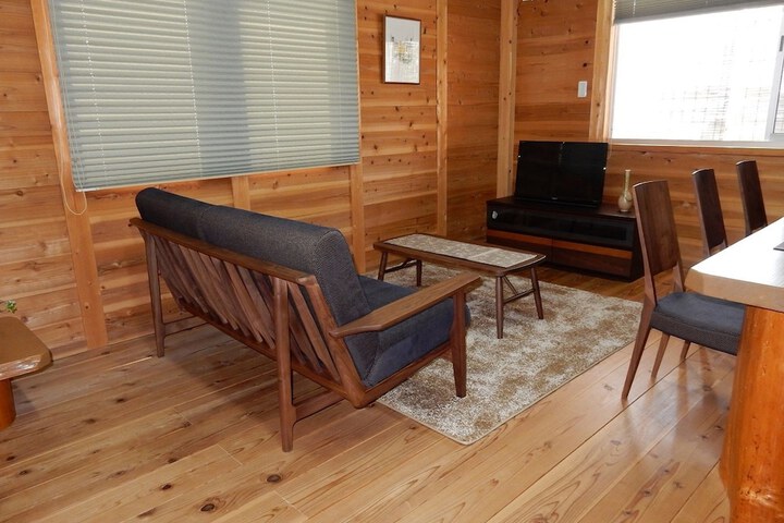 Room 10 of 22