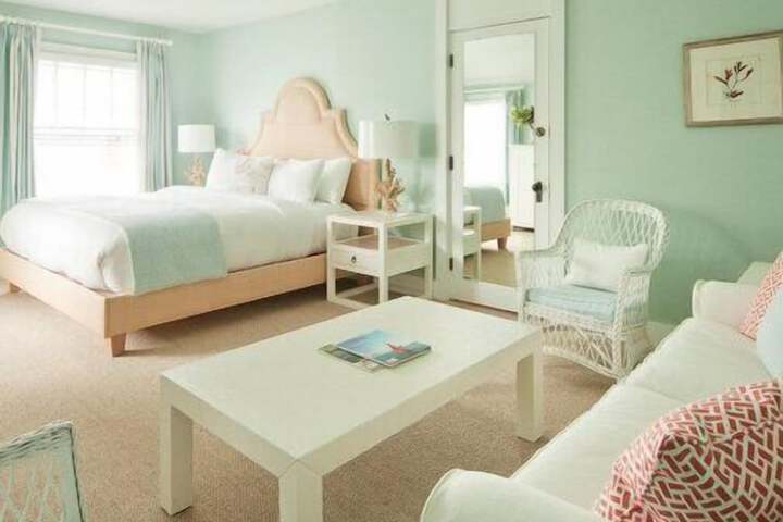 Room 16 of 181
