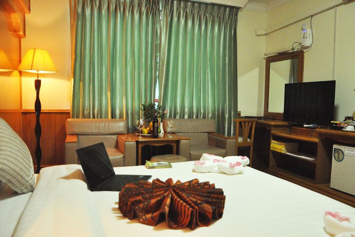 Room 13 of 46