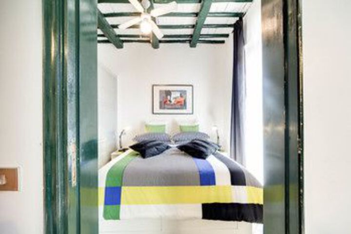 Room 47 of 330