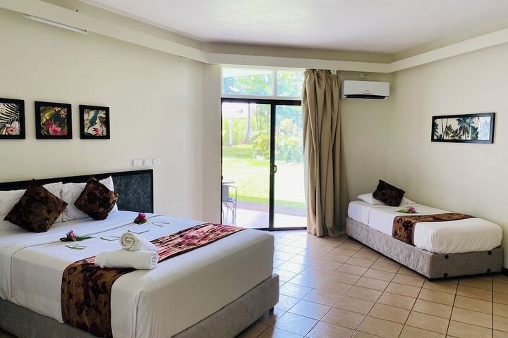 Room 10 of 20
