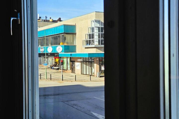 Photo 8