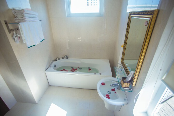 Room 14 of 31