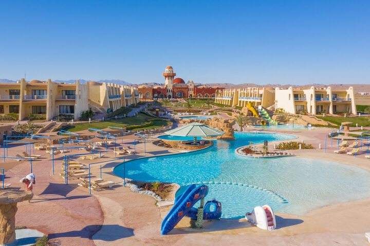 Pool Hotel