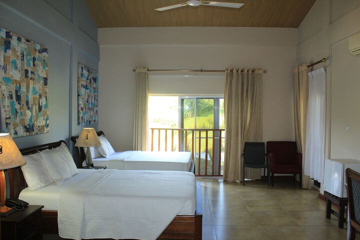 Room 13 of 108
