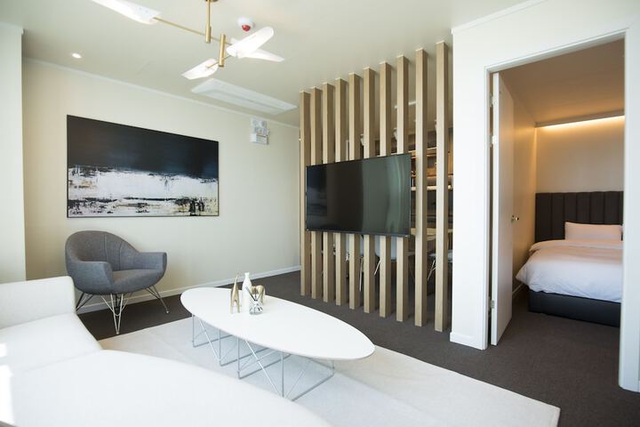 Room 151 of 224